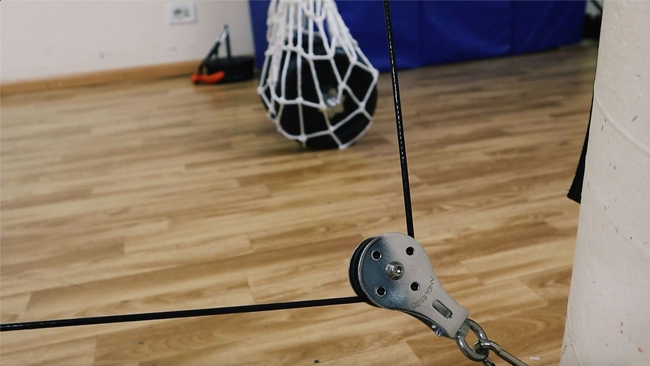 A90-Cable-Pulley_c5a6295a-0f8f-4391-8eba-f70db744b865.jpg